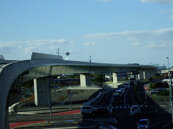 写真：【内川第２橋付近より　国道５６号・空港方向 】