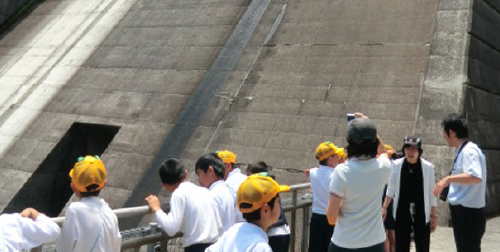 野村ダムの見学