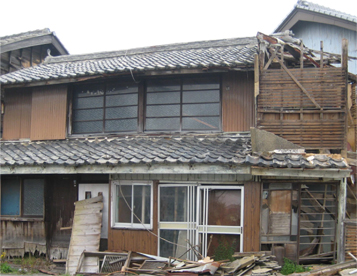 不良住宅の除却（徳島県徳島市）除却前