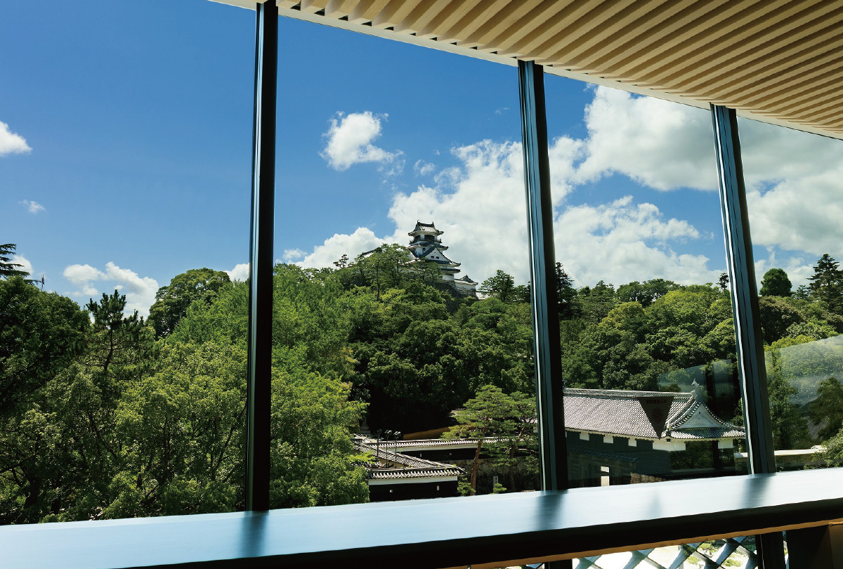 Experience History with Kochi Castle Keep and Views of the Castle Town