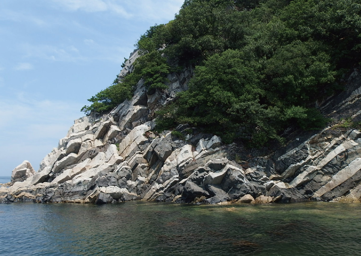 Explore Earth’s History from the Sea! The Setouchi Geosite