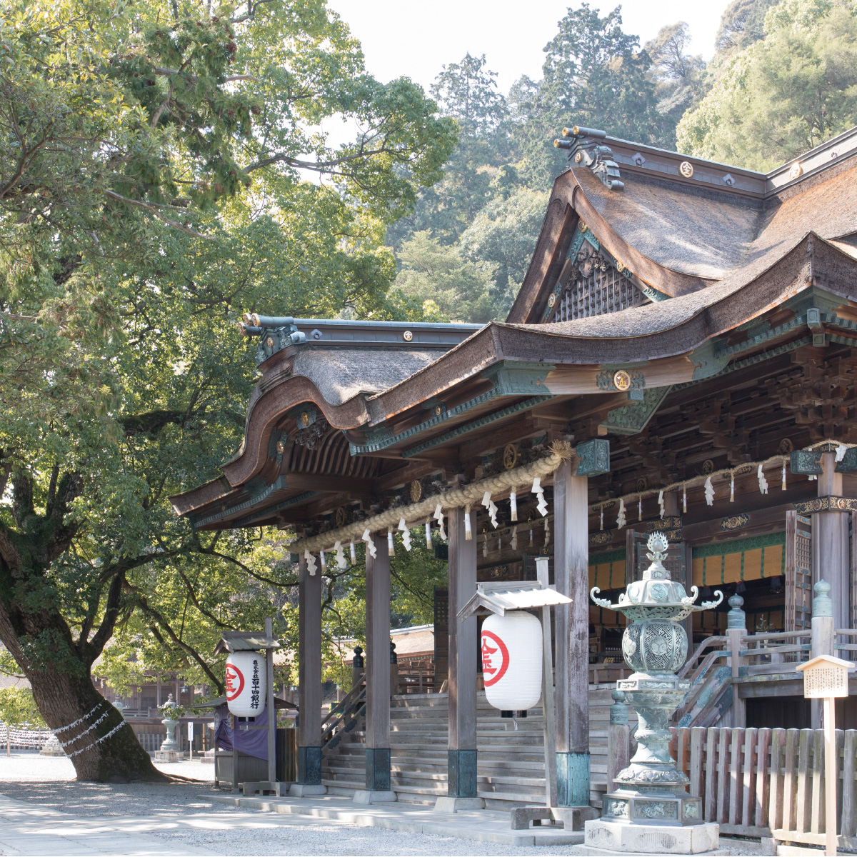 朝日に輝く金刀比羅宮　御本宮