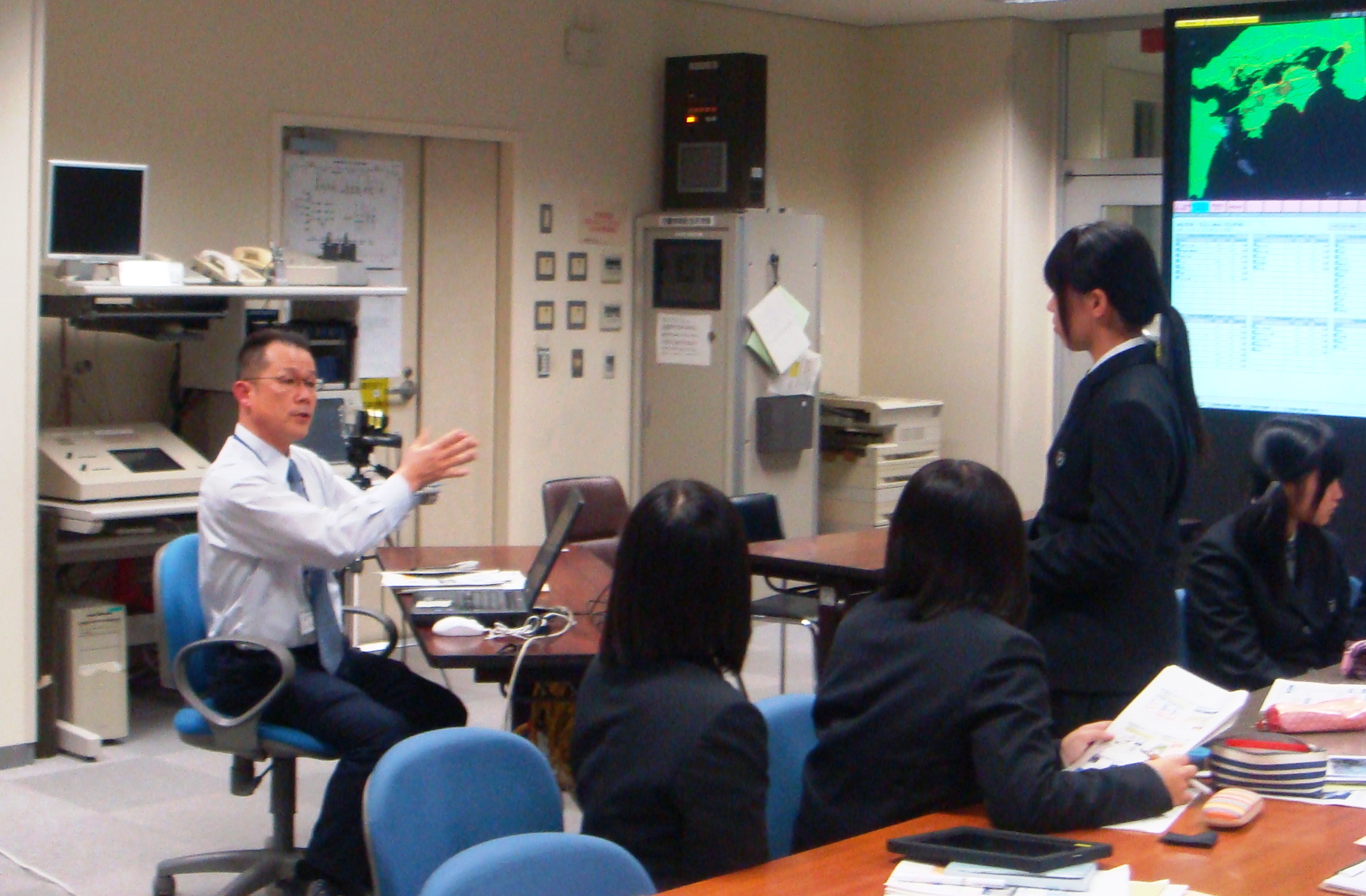 写真：【防災をテーマとした意見交換会の様子】