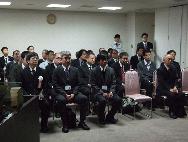 写真：【祝福する重信川の自然をはぐくむ会関係者】