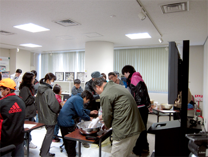 写真：【ツイストパンの生地作り】