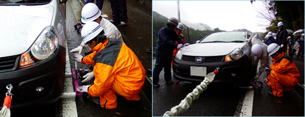 写真：【見学者の車両簡易移動器具取り付け等体験】