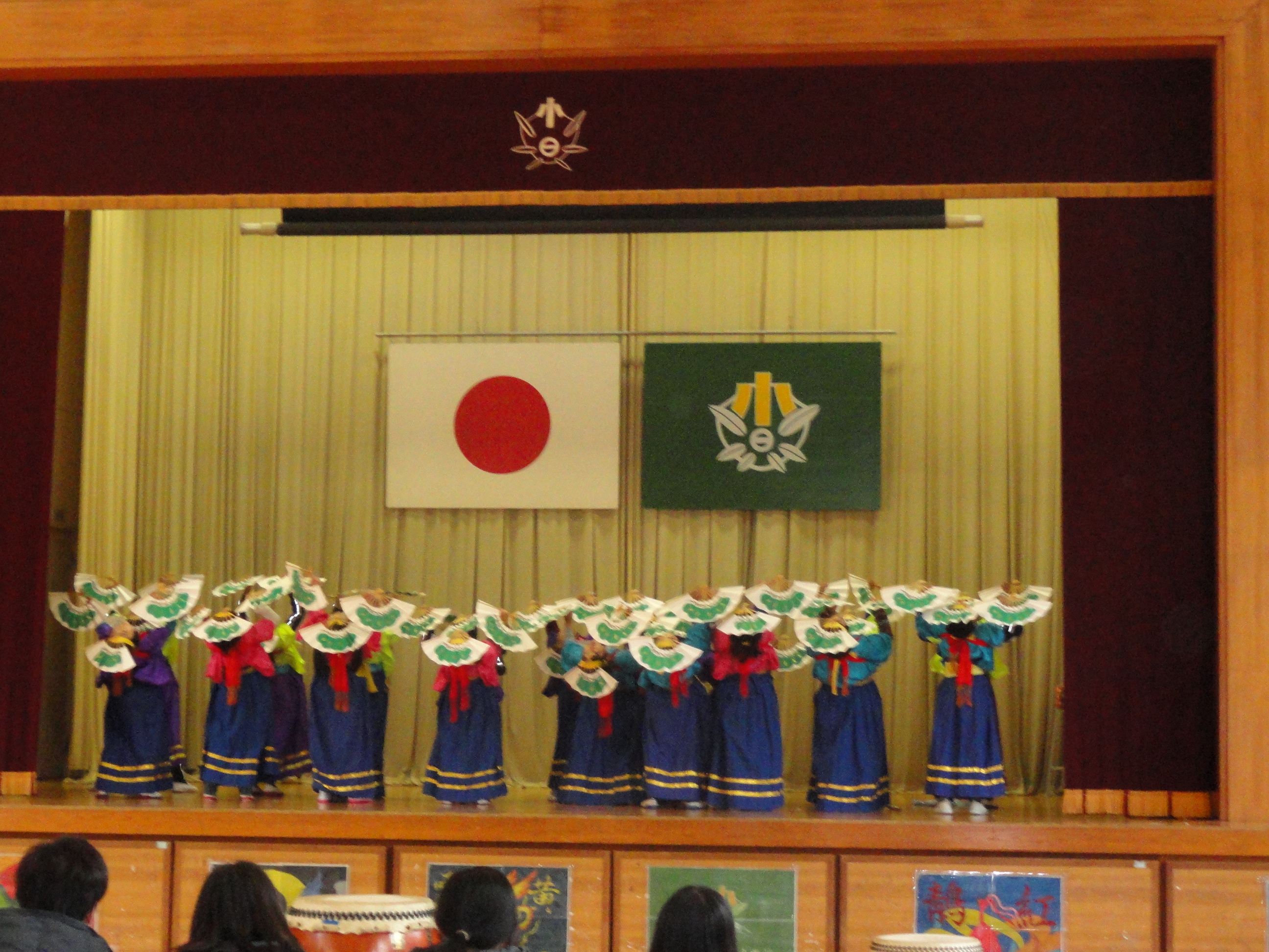 写真：【日浦小学生による伊予万歳】
