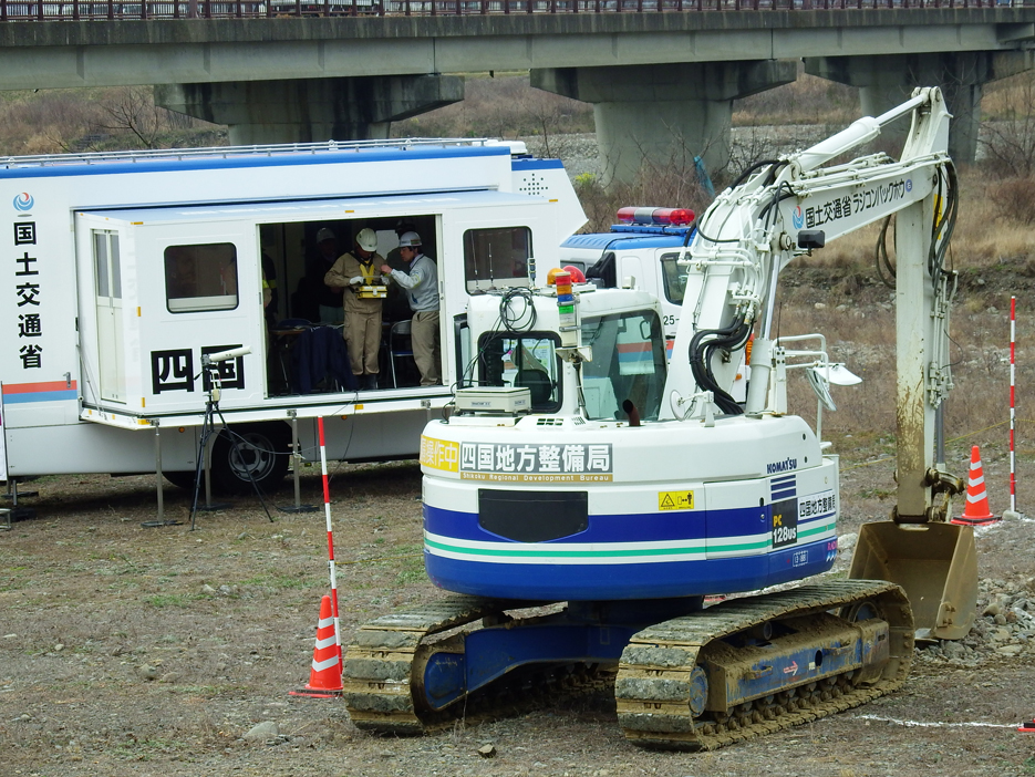 写真：【操作場所】