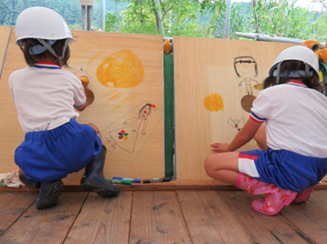 写真：【記念イラストを描こう】