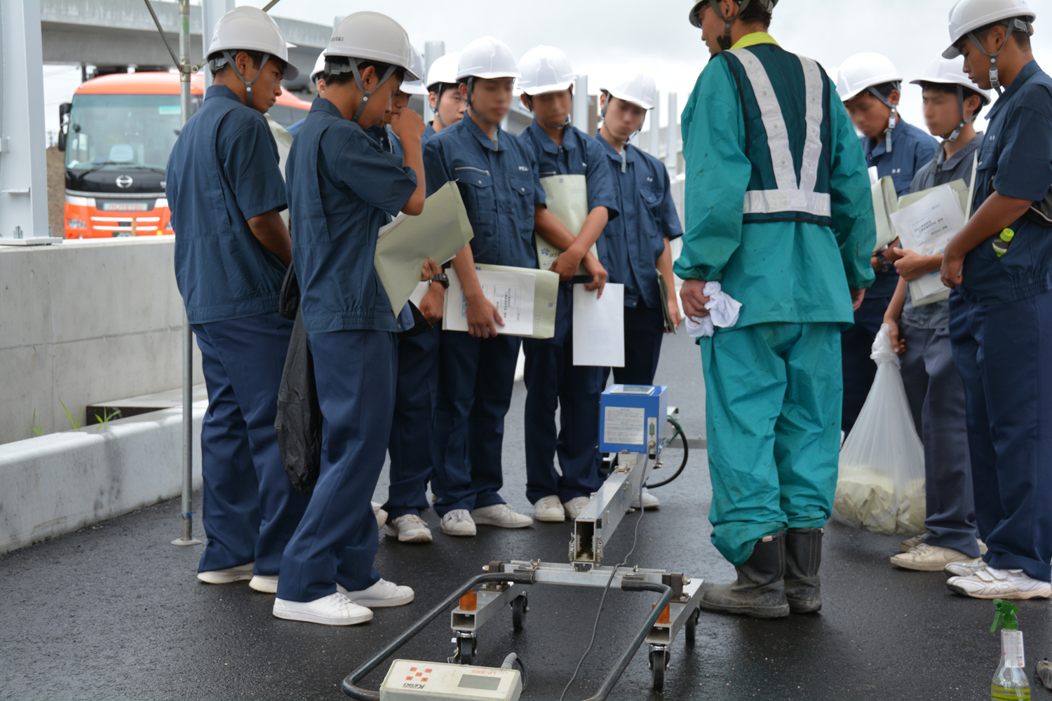 写真：【見学】