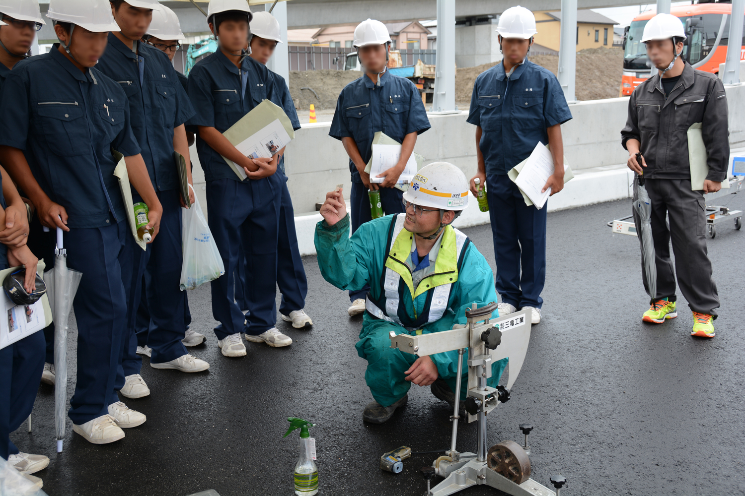 写真：【見学】
