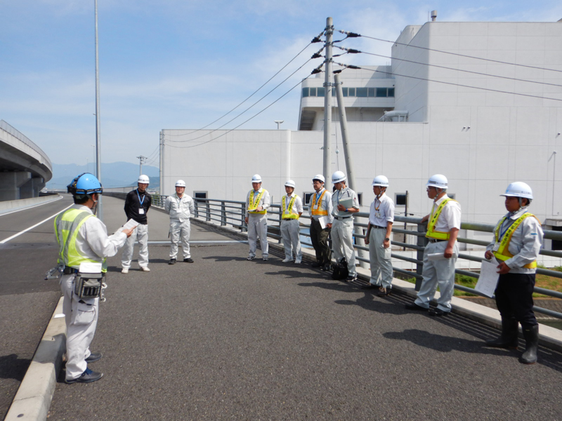 写真：【路面点検】