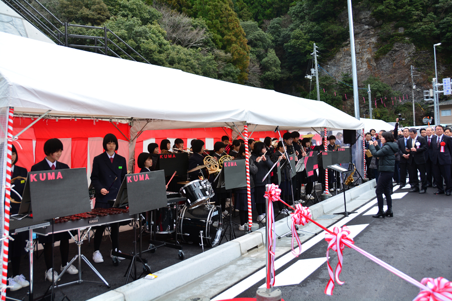 写真：【ブラスバンド演奏】