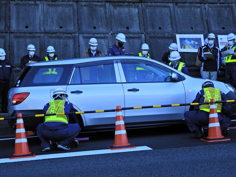 写真：【車両移動】