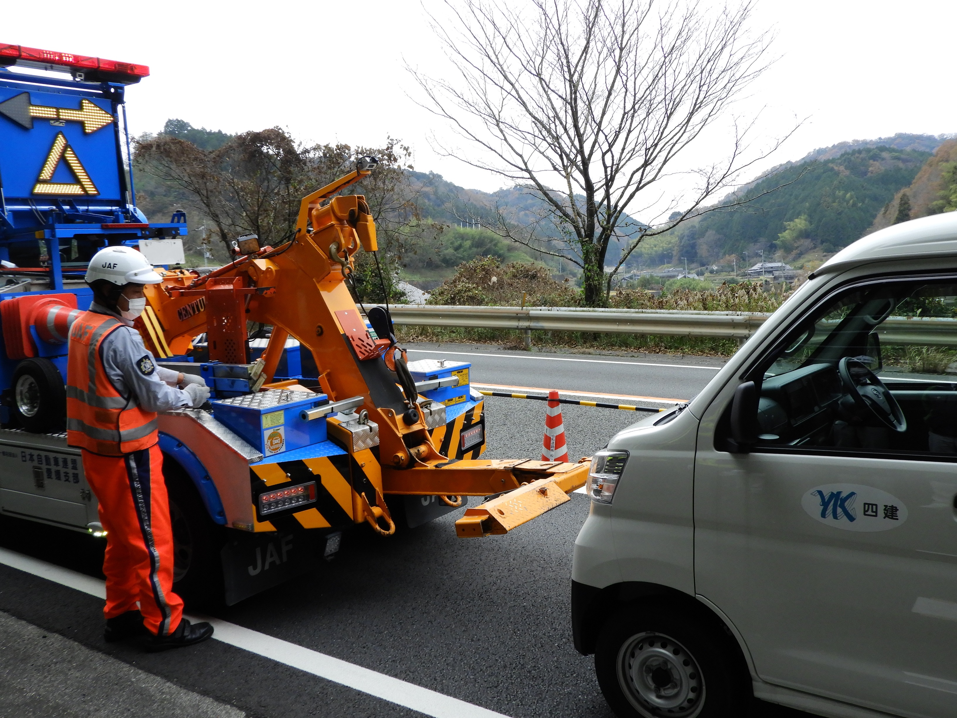 写真：【車両移動】