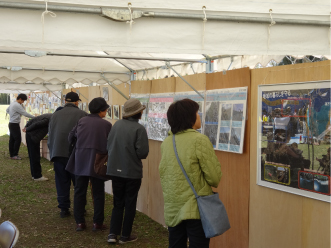 写真パネル展示