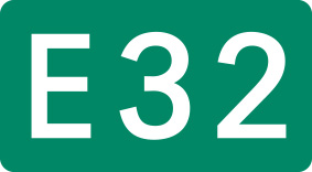 E32