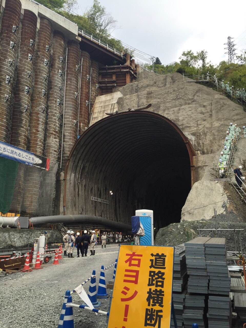 工事現場見学２